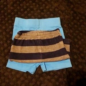 Carter's 12 M Pair of Shorts